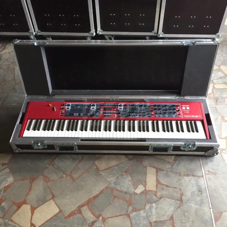 Кейс 12inch для клавиатуры Nord Stage 3 88 (c колесами)-0